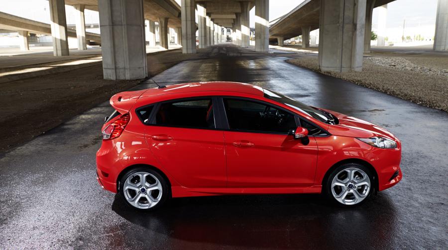  Ford Fiesta ST 2014 года  (US) (фото 19 из 78)